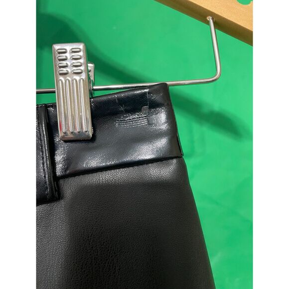 STAUD Paper Faux Leather Mini Skirt Women's 0 Black Front Pockets Snap Closure - Picture 6 of 13